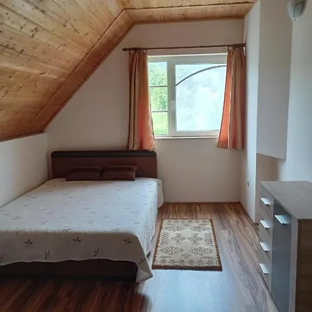 Quo Vadis Apartman Gæstehus Szigliget